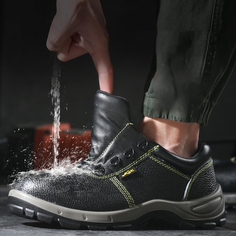 Giày chống nước