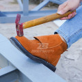 Giày bảo hộ lao động động chuyện dụng cho thợ hàn, mũi thép chống đập ZBOOT Z106, Size 42